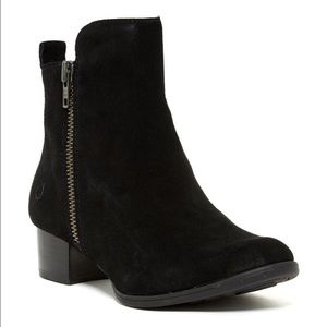 Born Landa Black suede leather booties 7